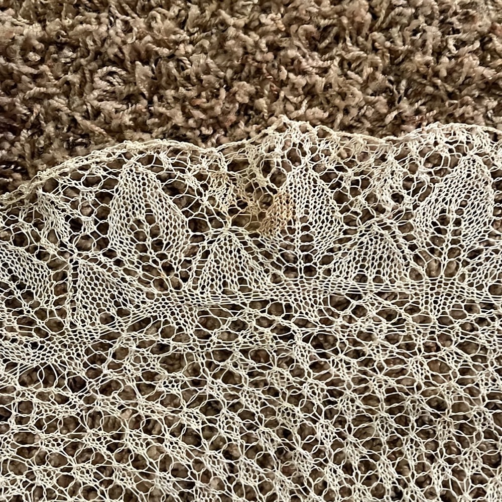 VTG Doily - Picture 4 of 4